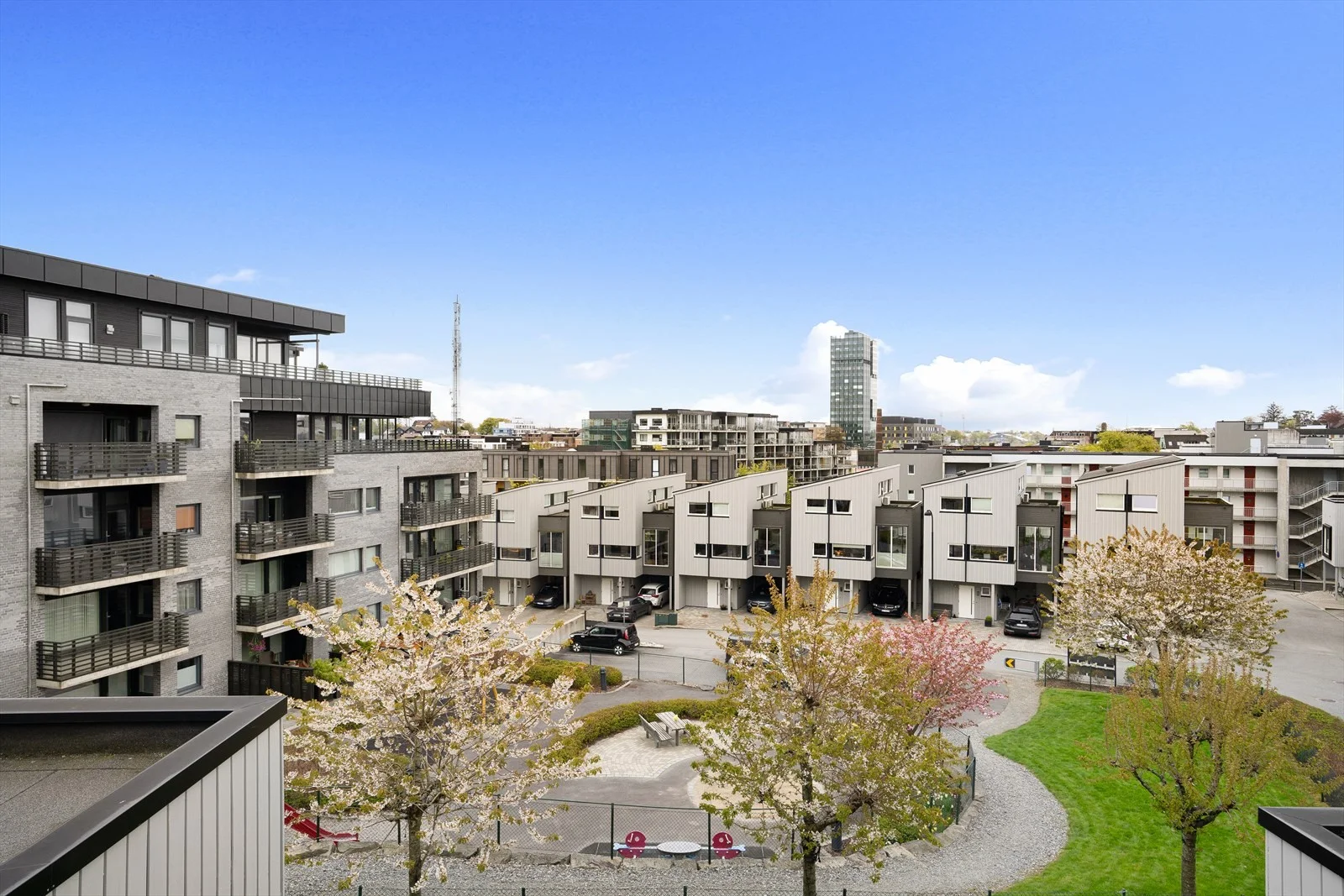 Photo 48