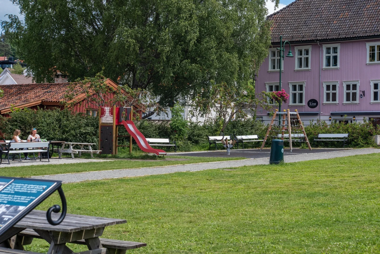 Photo 42