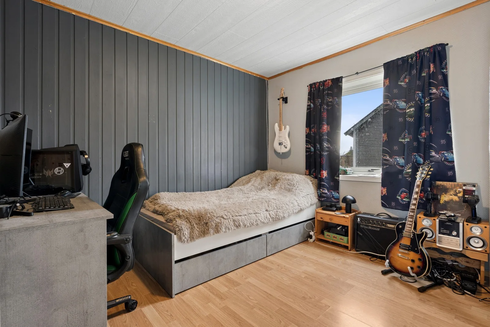 Photo 13