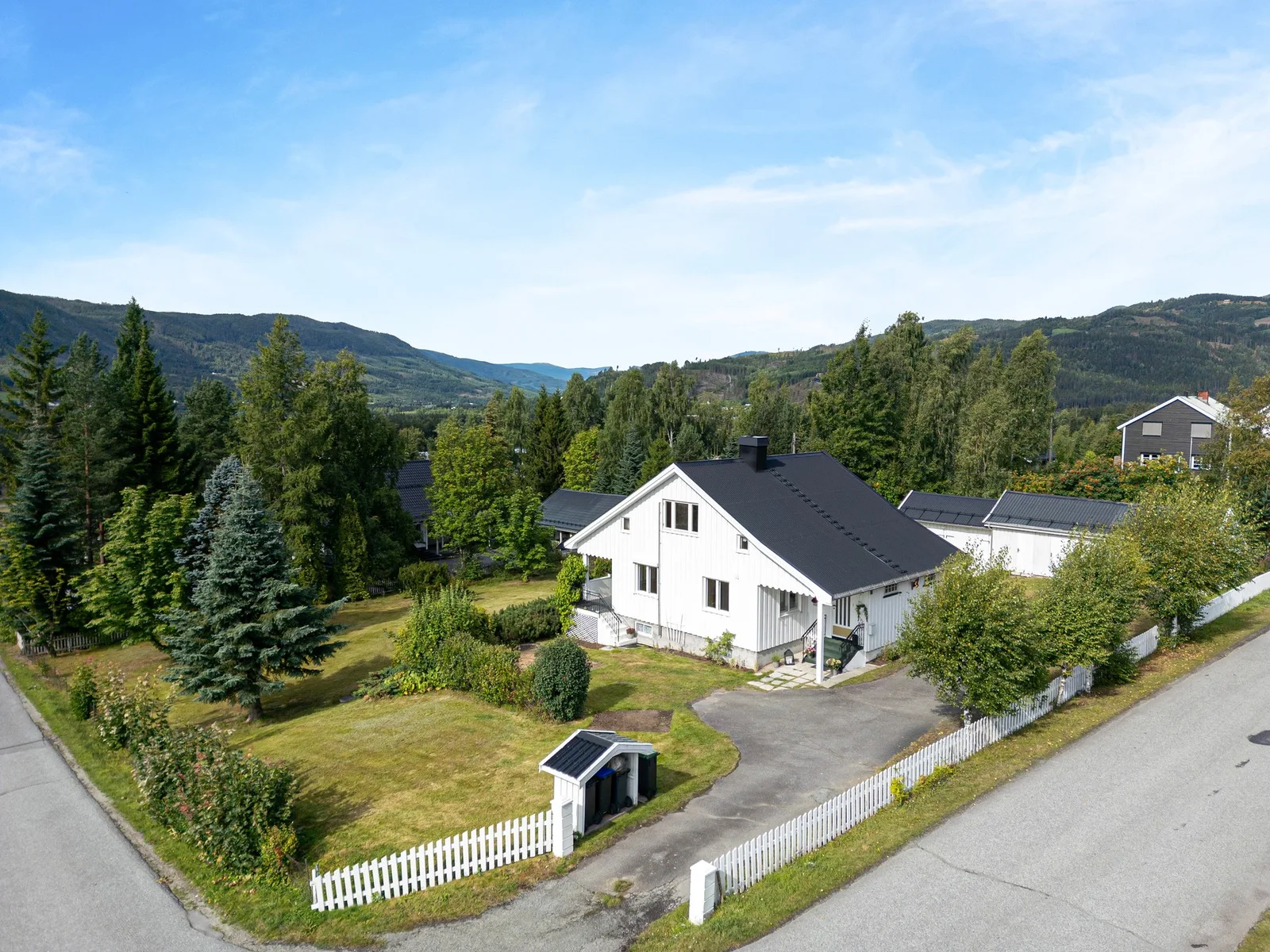 Listing photo