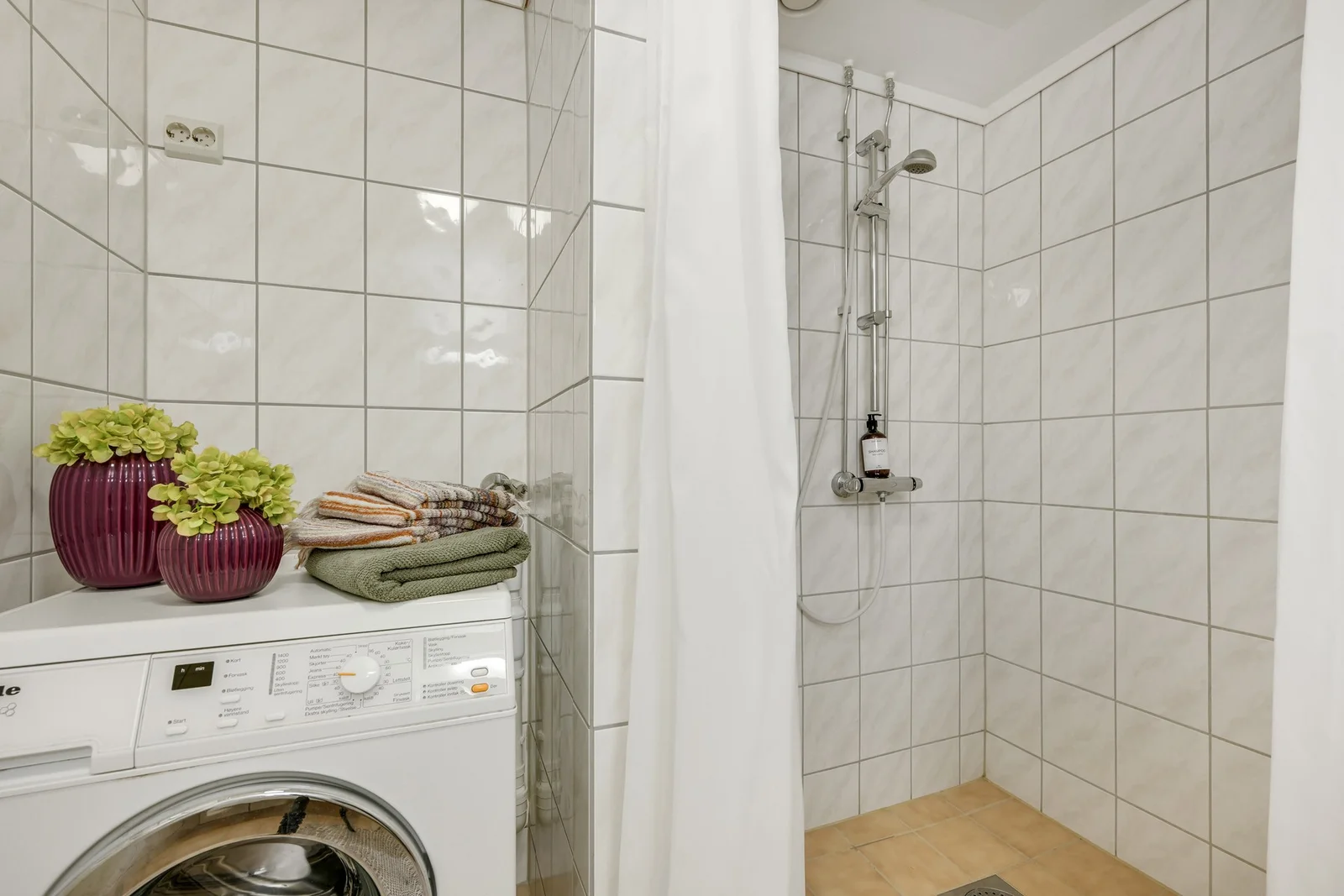 Photo 28