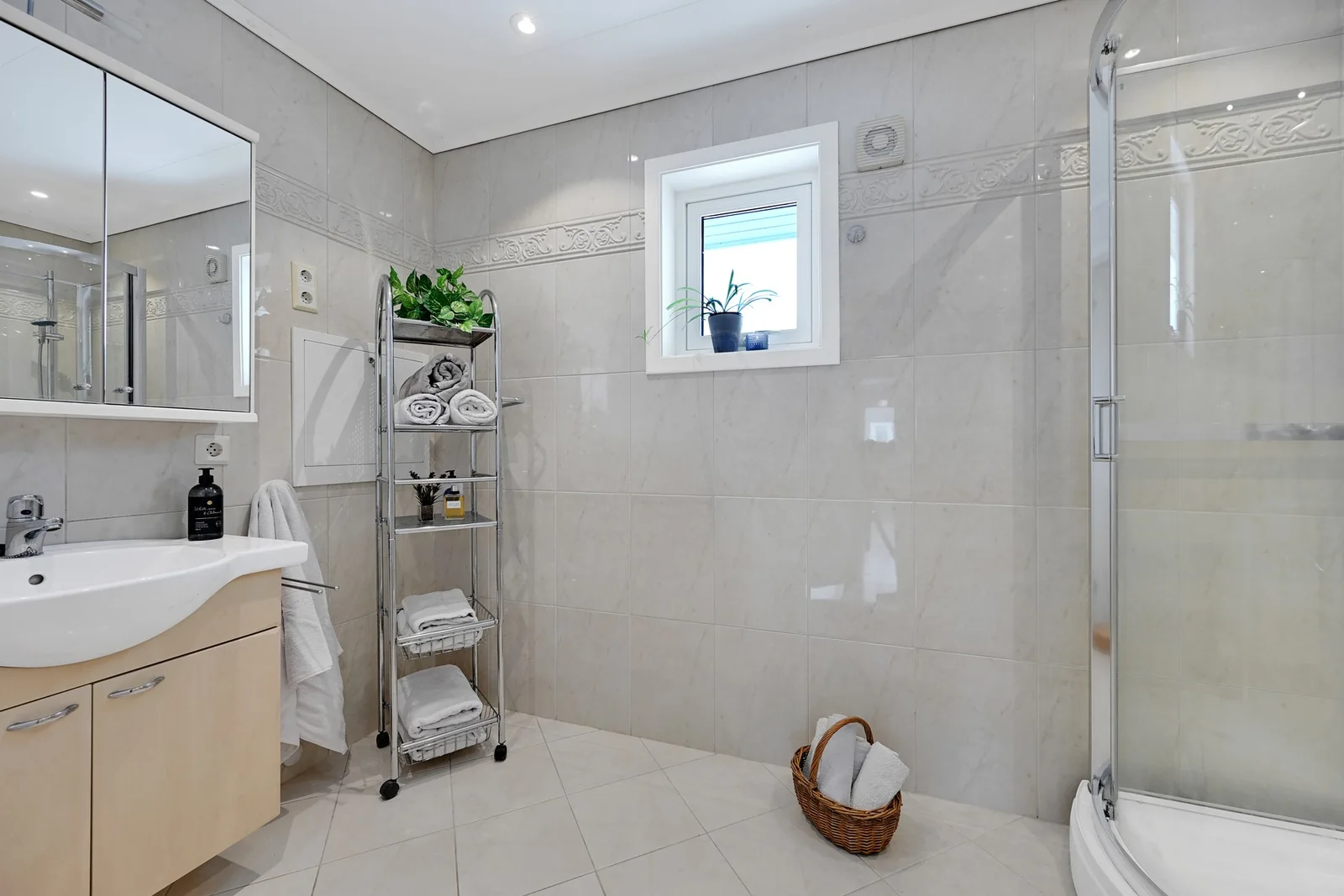 Photo 54