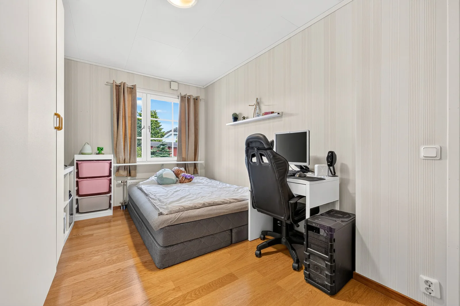 Photo 23