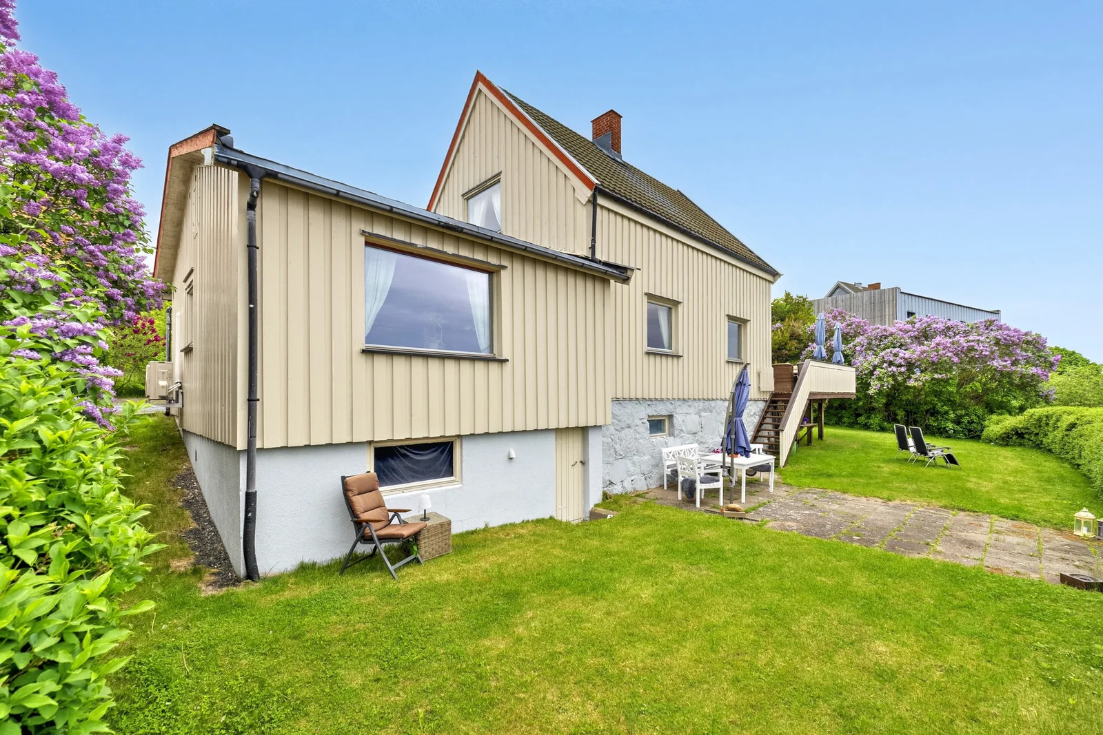 Photo 43