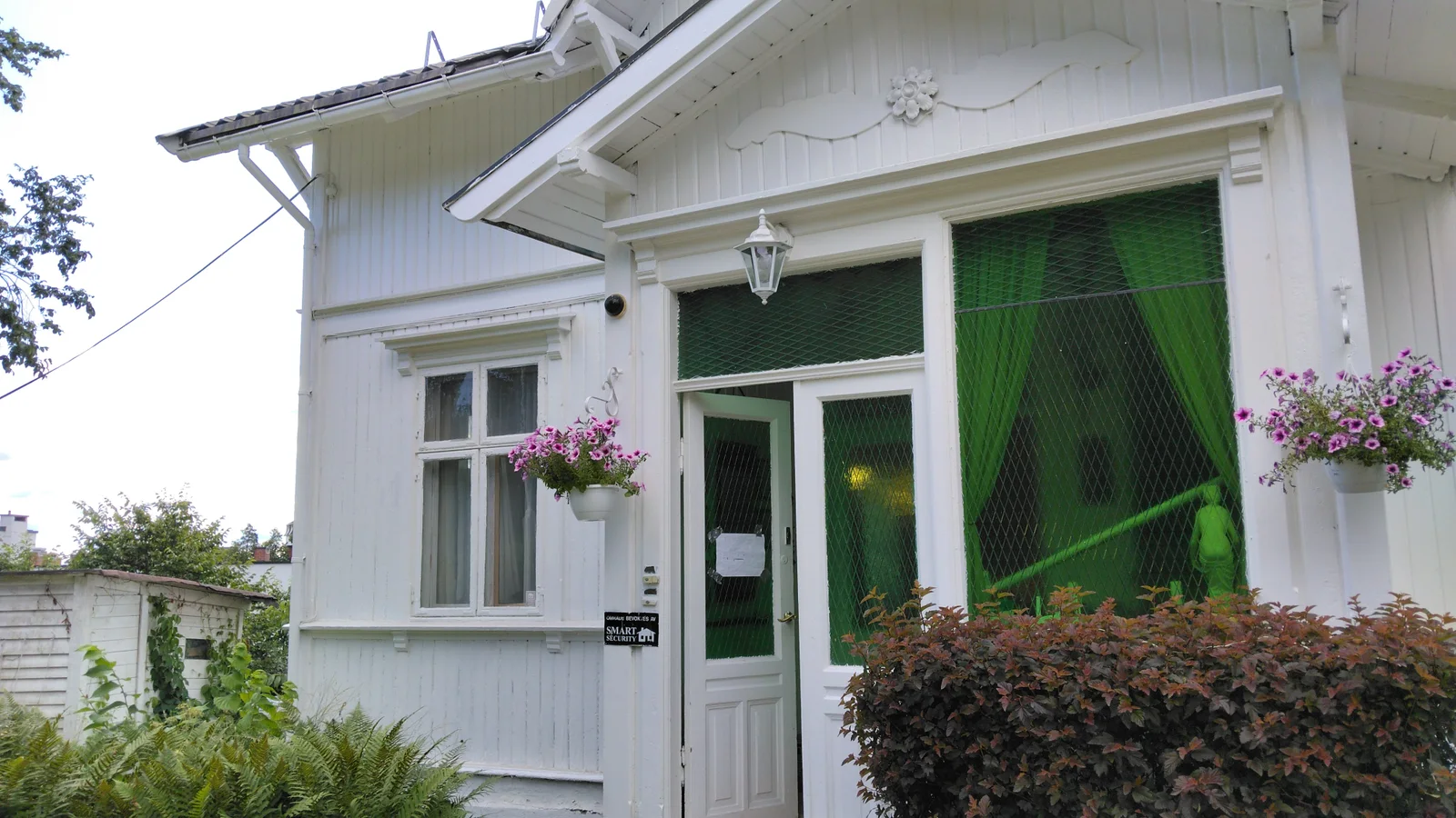 Photo 3
