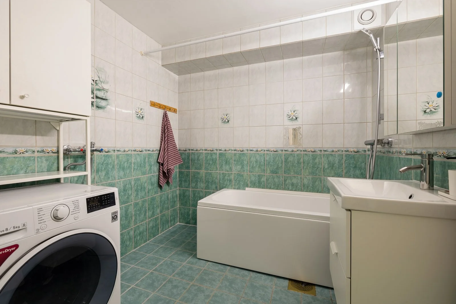 Photo 15