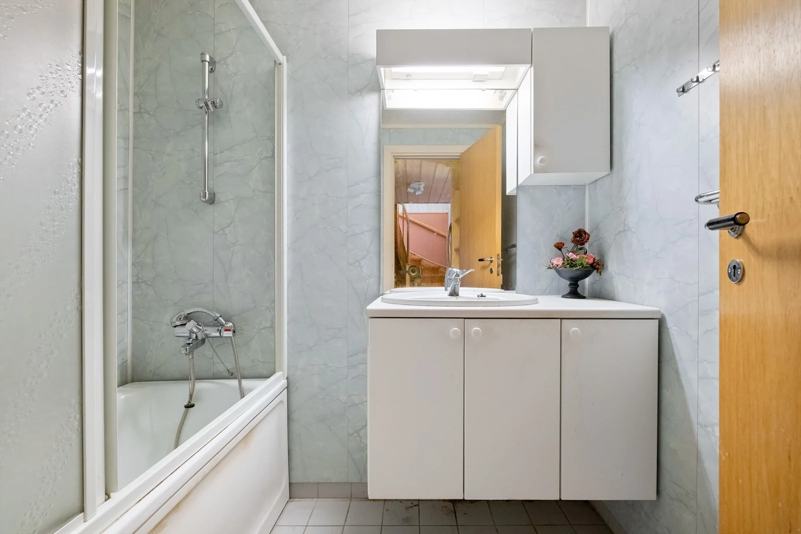 Photo 34