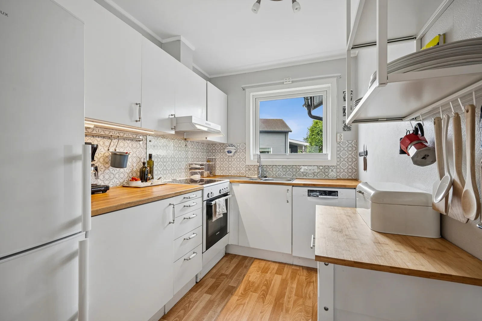Photo 16