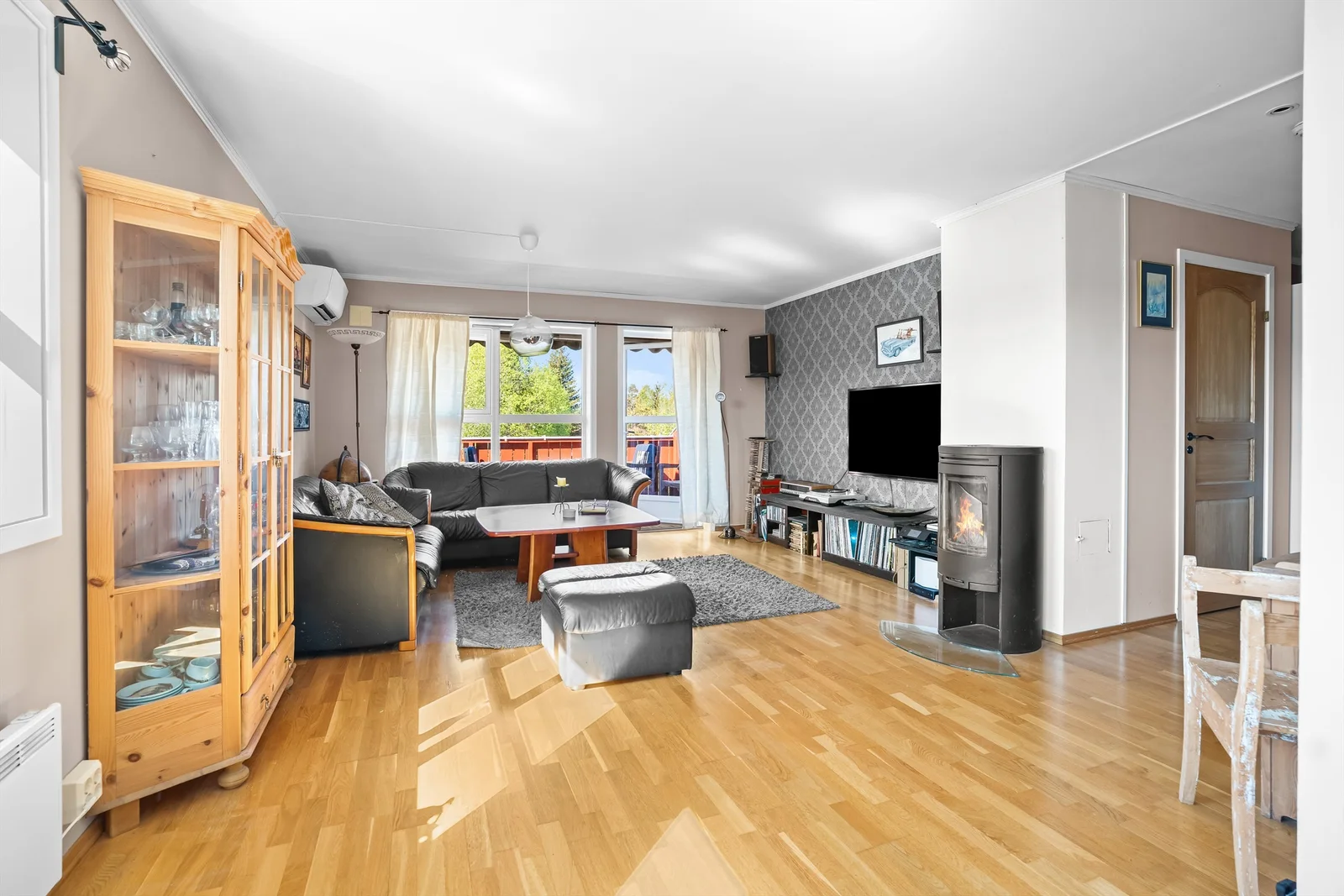Photo 7