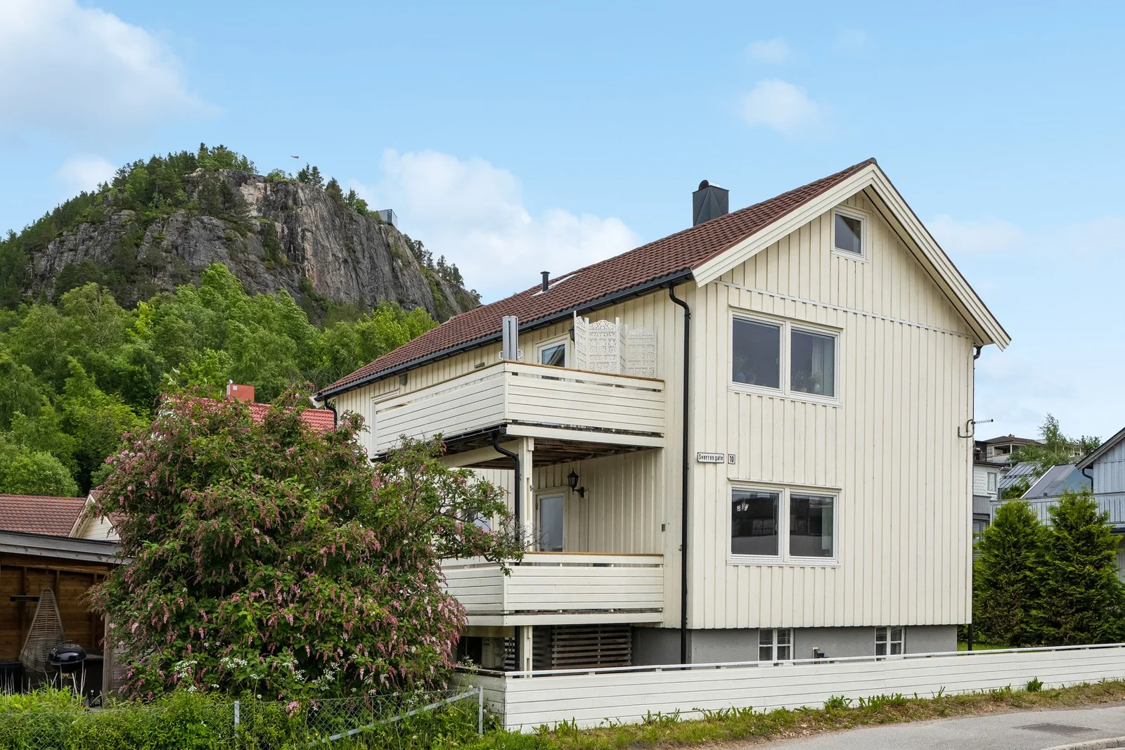 Listing photo