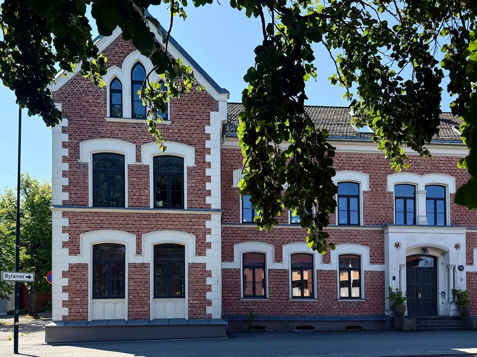 Photo 23