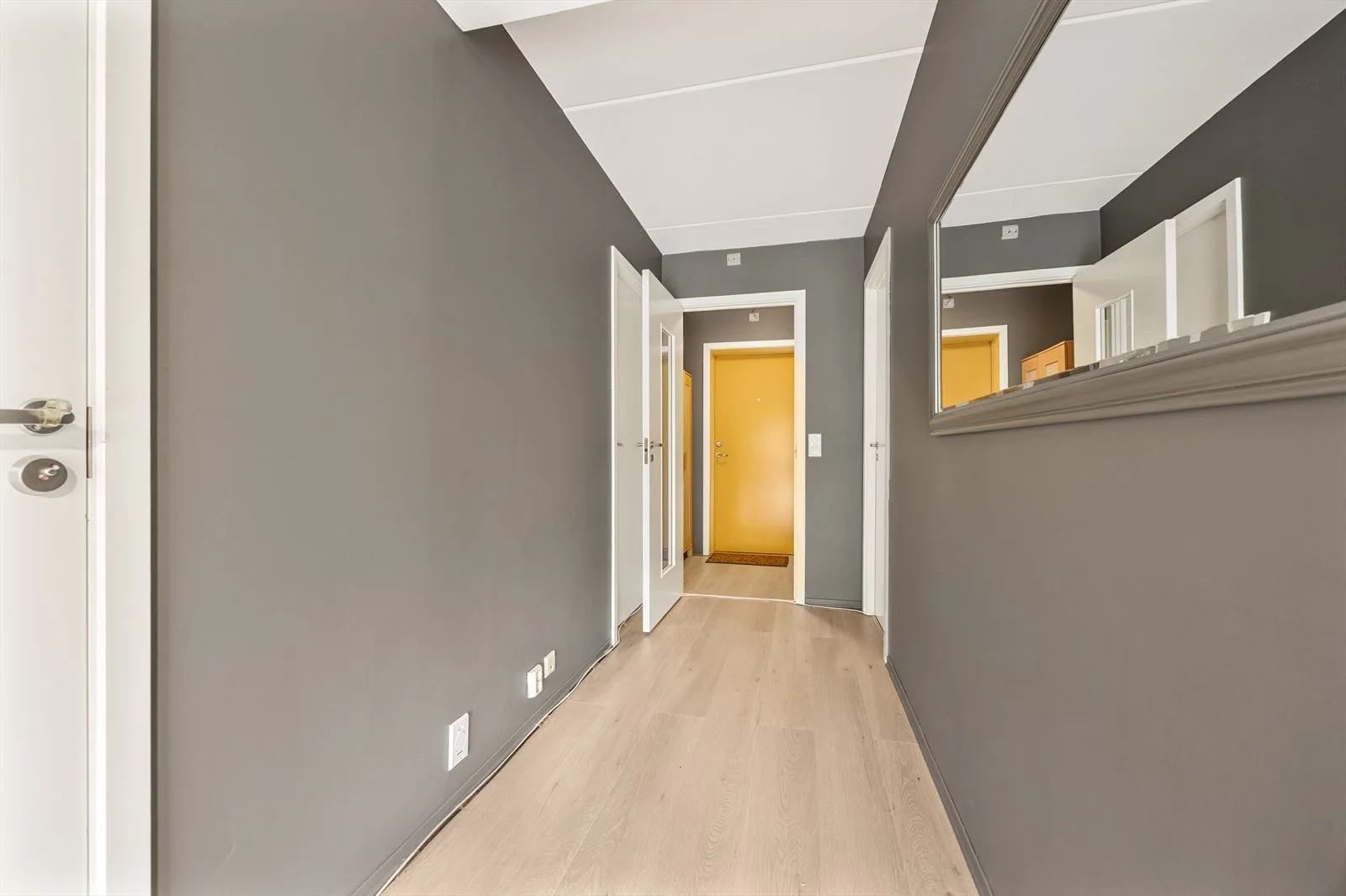 Photo 28