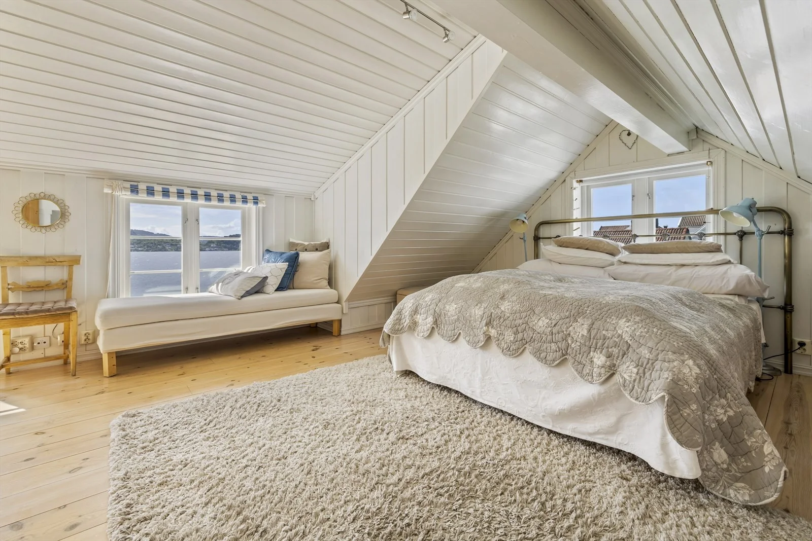 Photo 43
