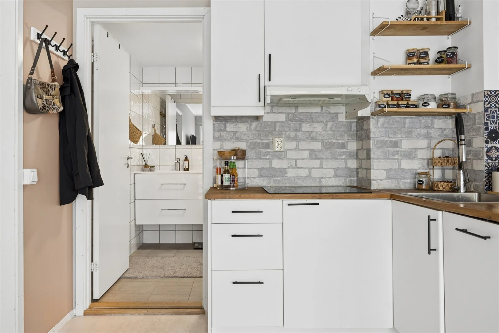 Photo 15