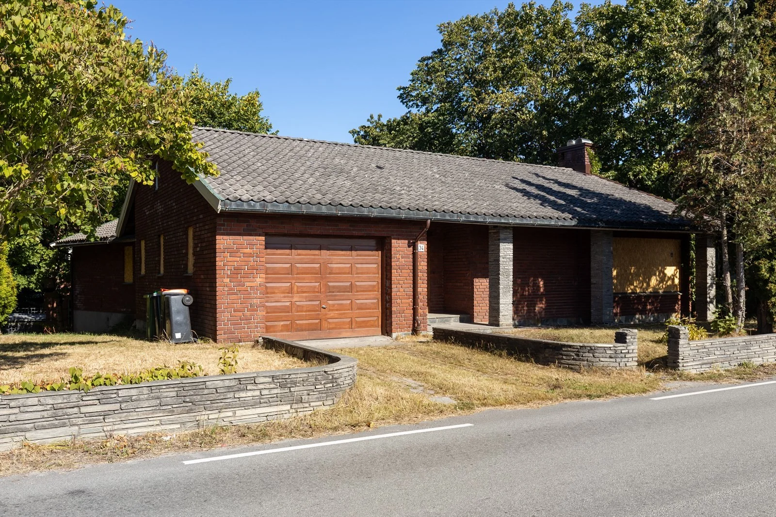 Listing photo