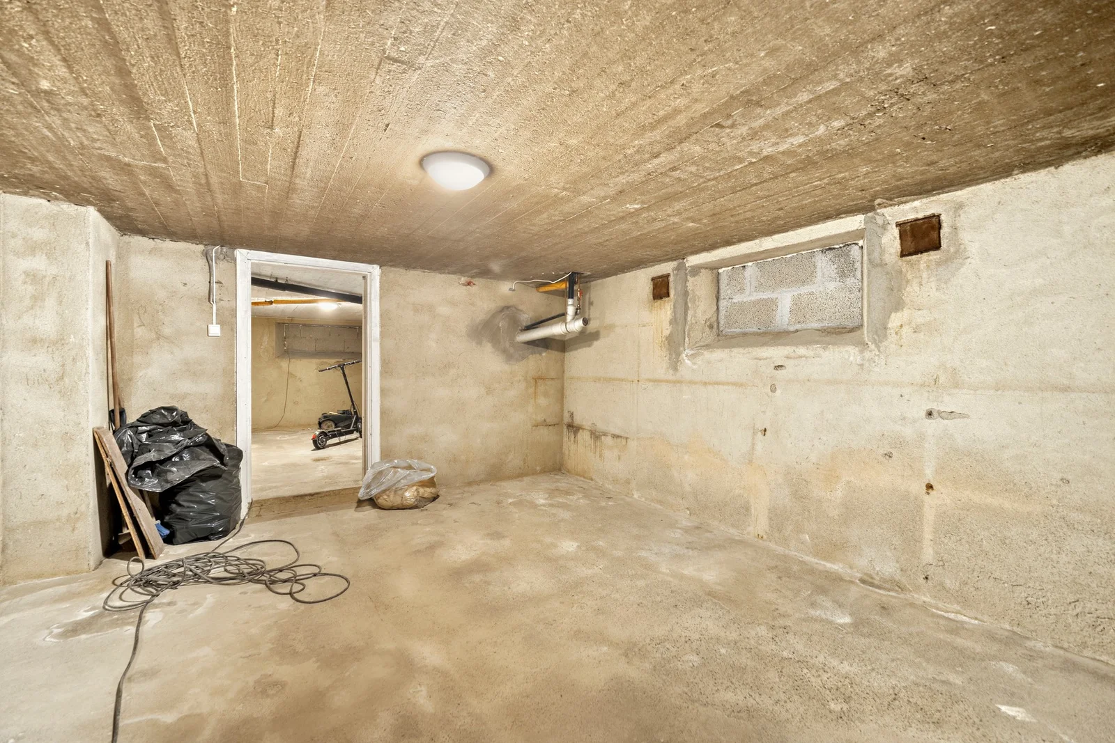 Photo 46