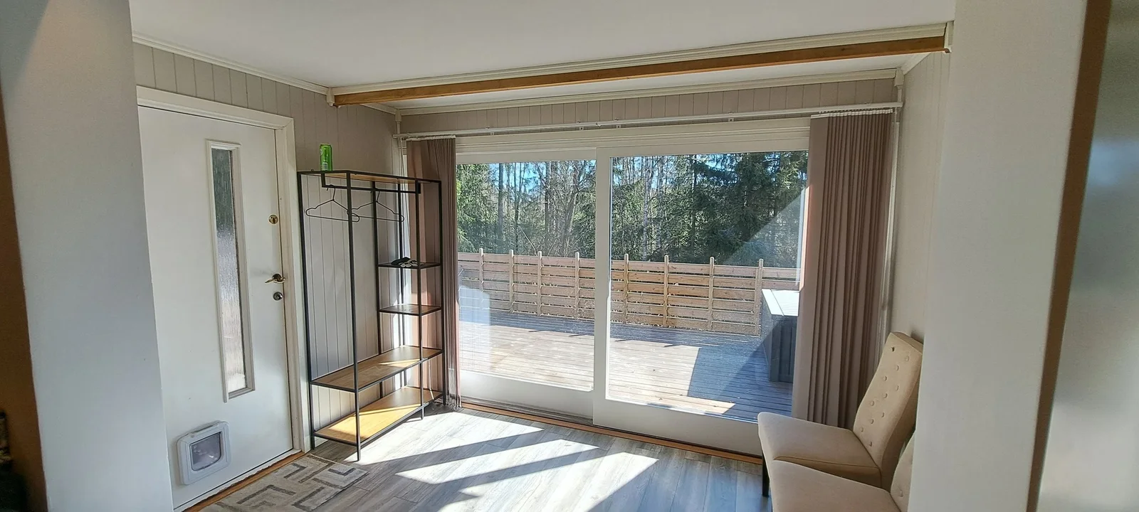 Photo 6