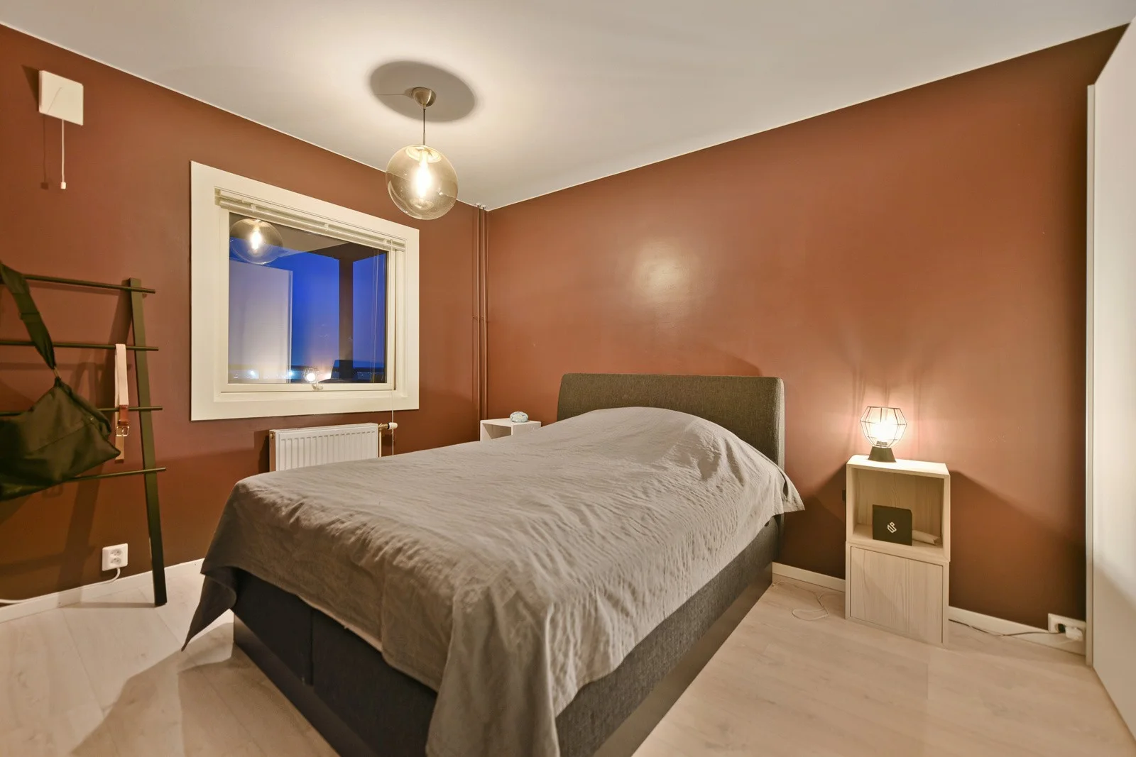 Photo 12