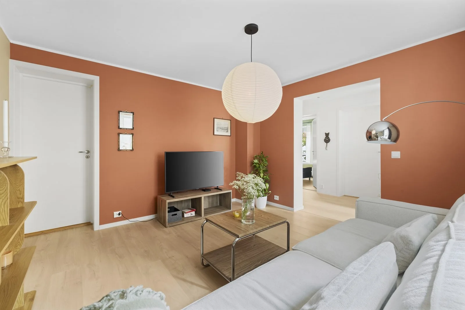 Photo 8