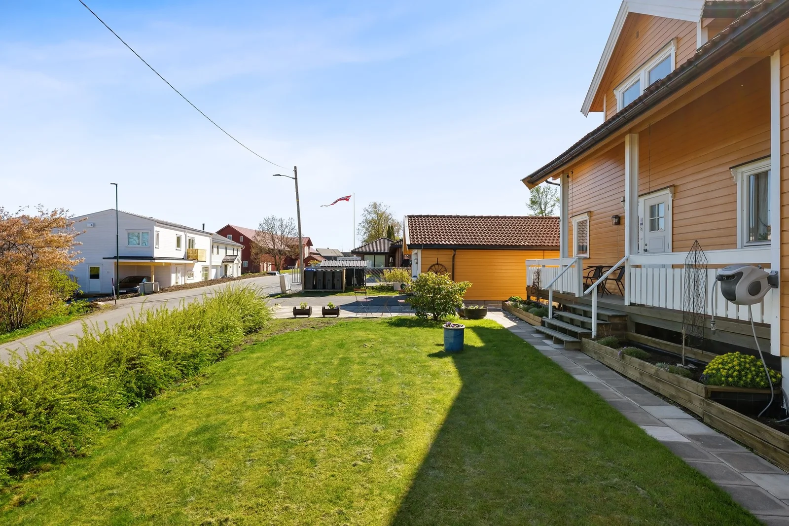 Photo 6