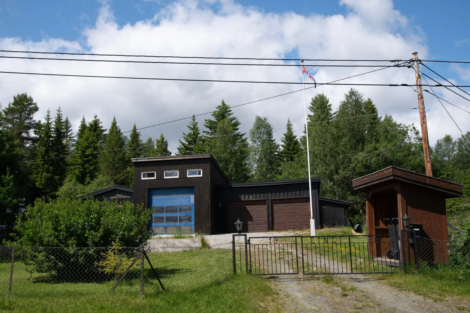 Photo 2