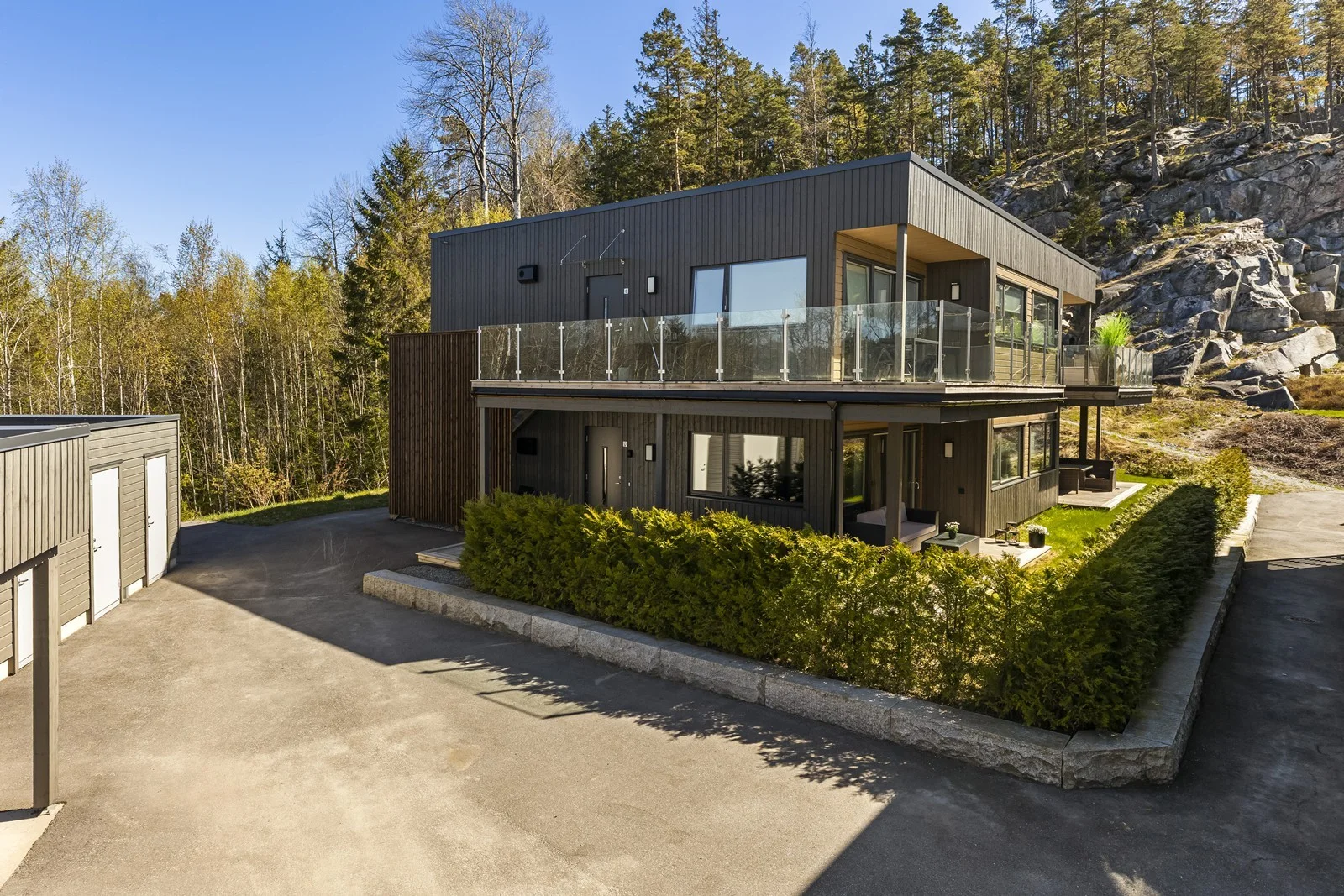 Listing photo