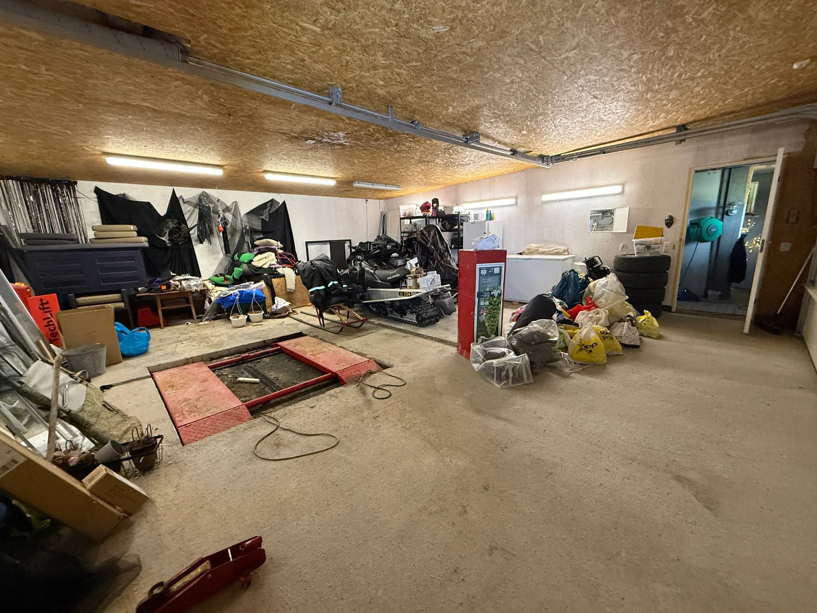 Photo 42