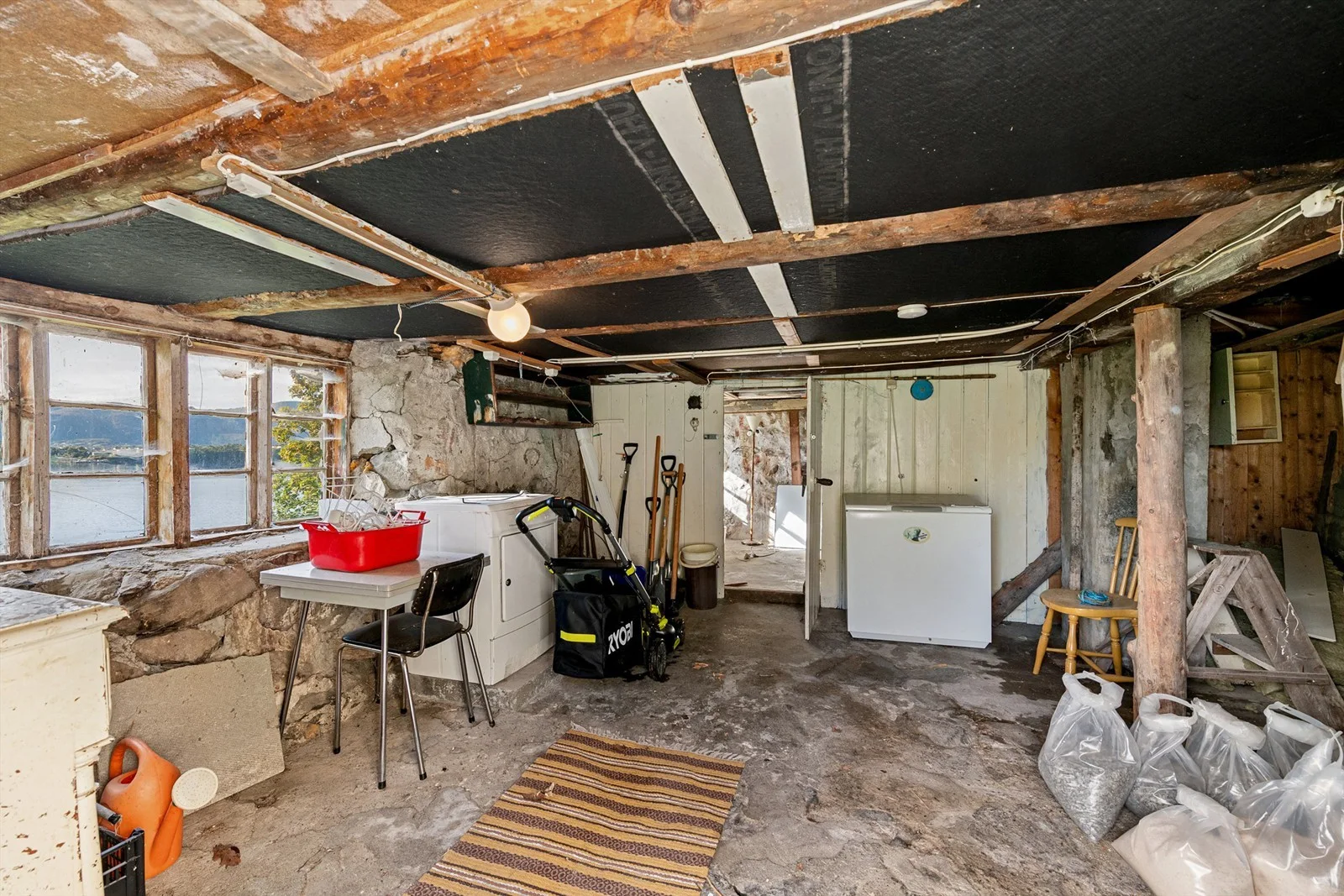 Photo 25