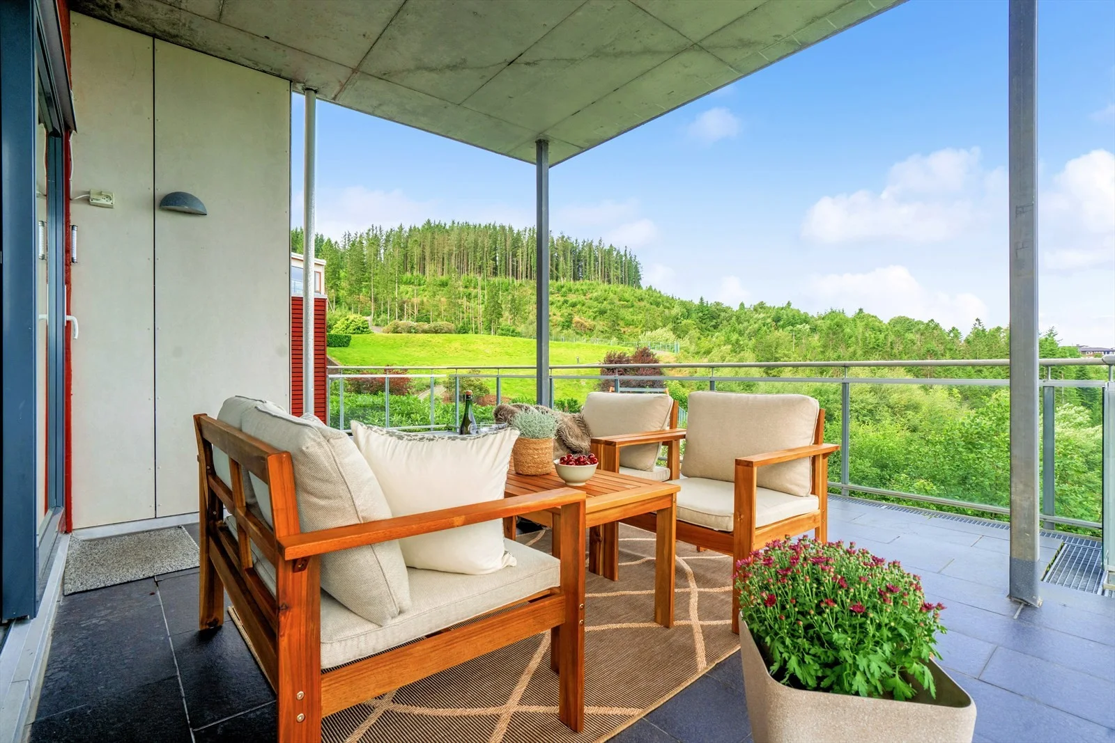 Photo 37