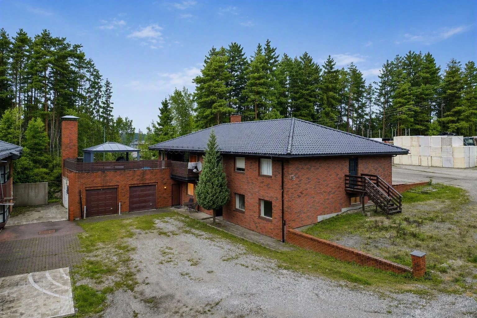 Listing photo