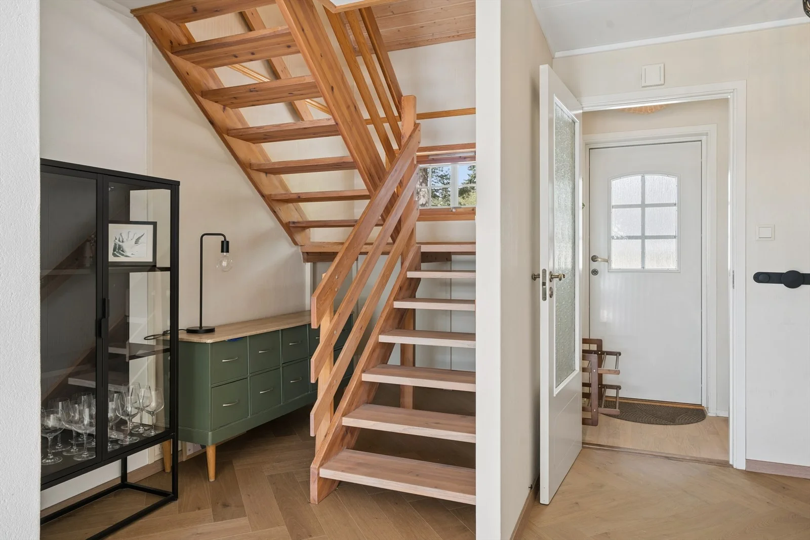 Photo 32