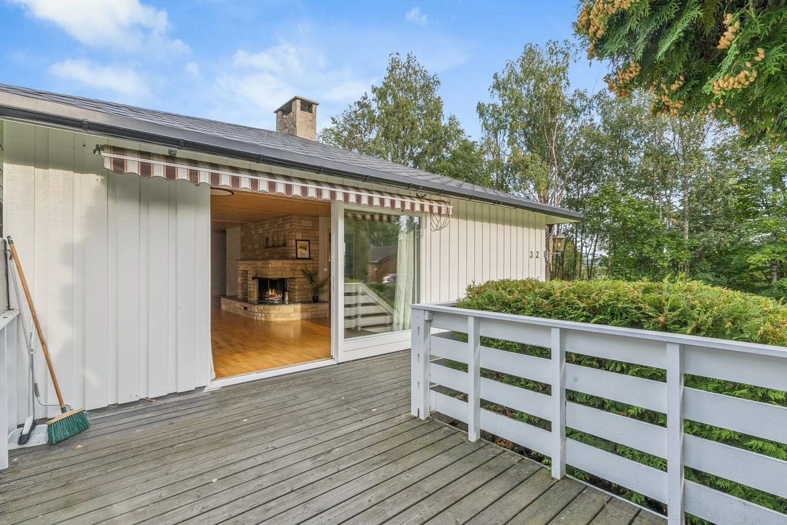 Photo 64