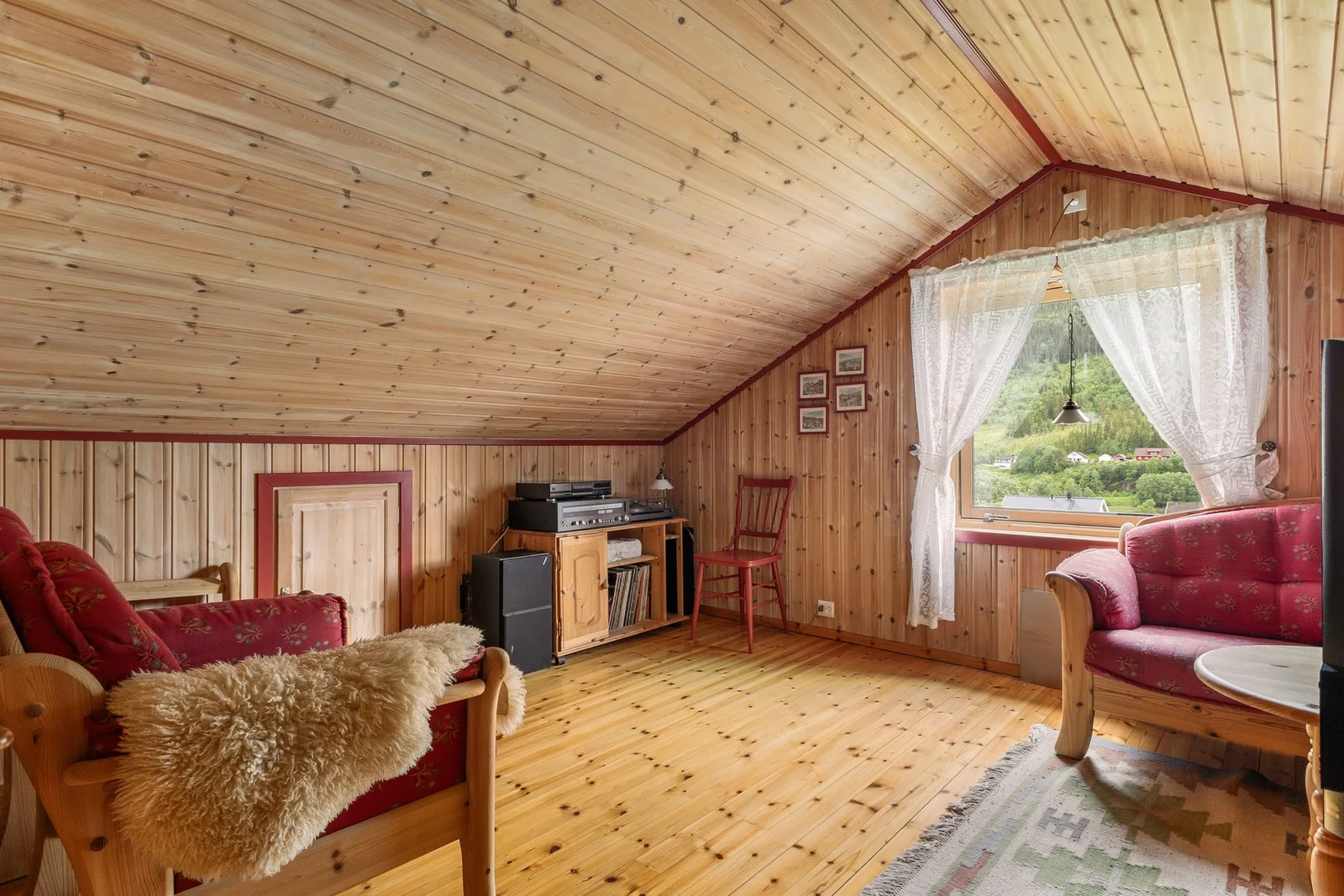 Photo 28