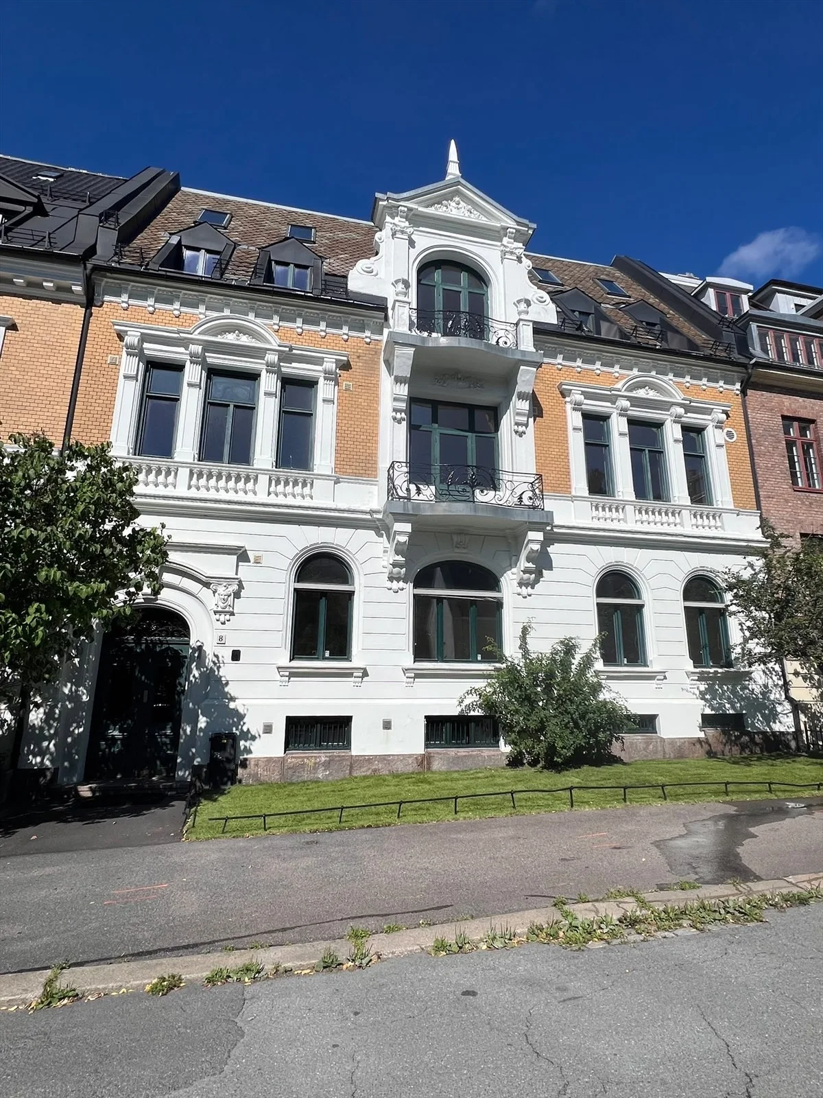 Photo 19