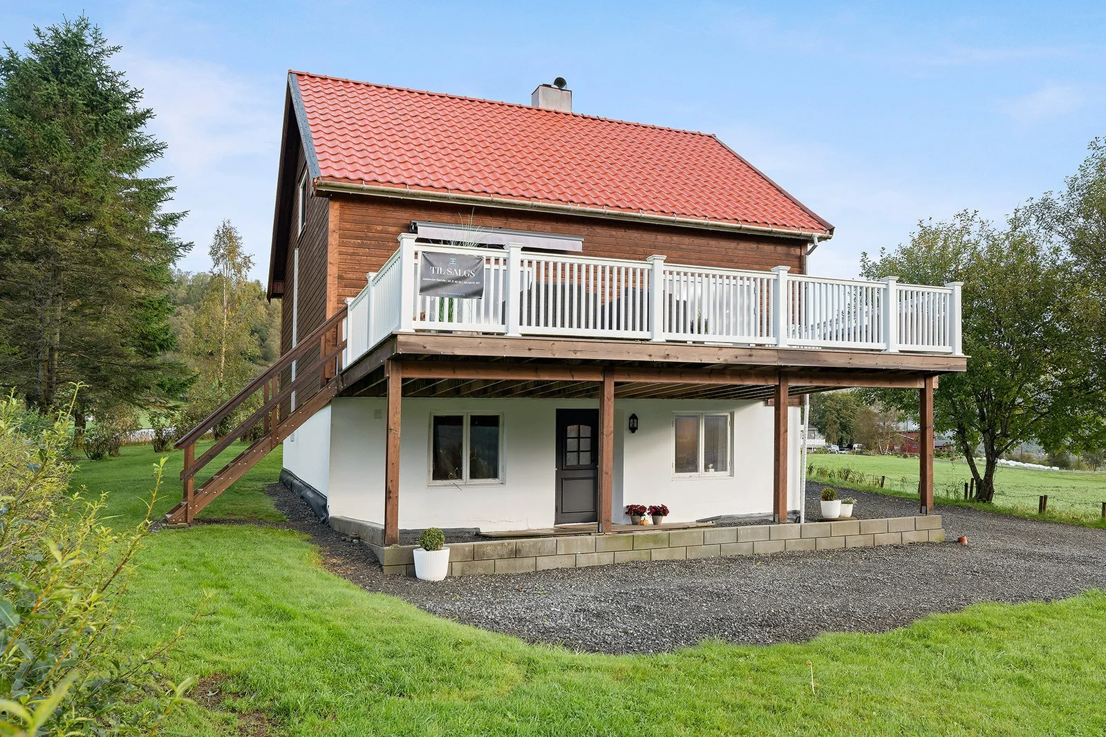Listing photo