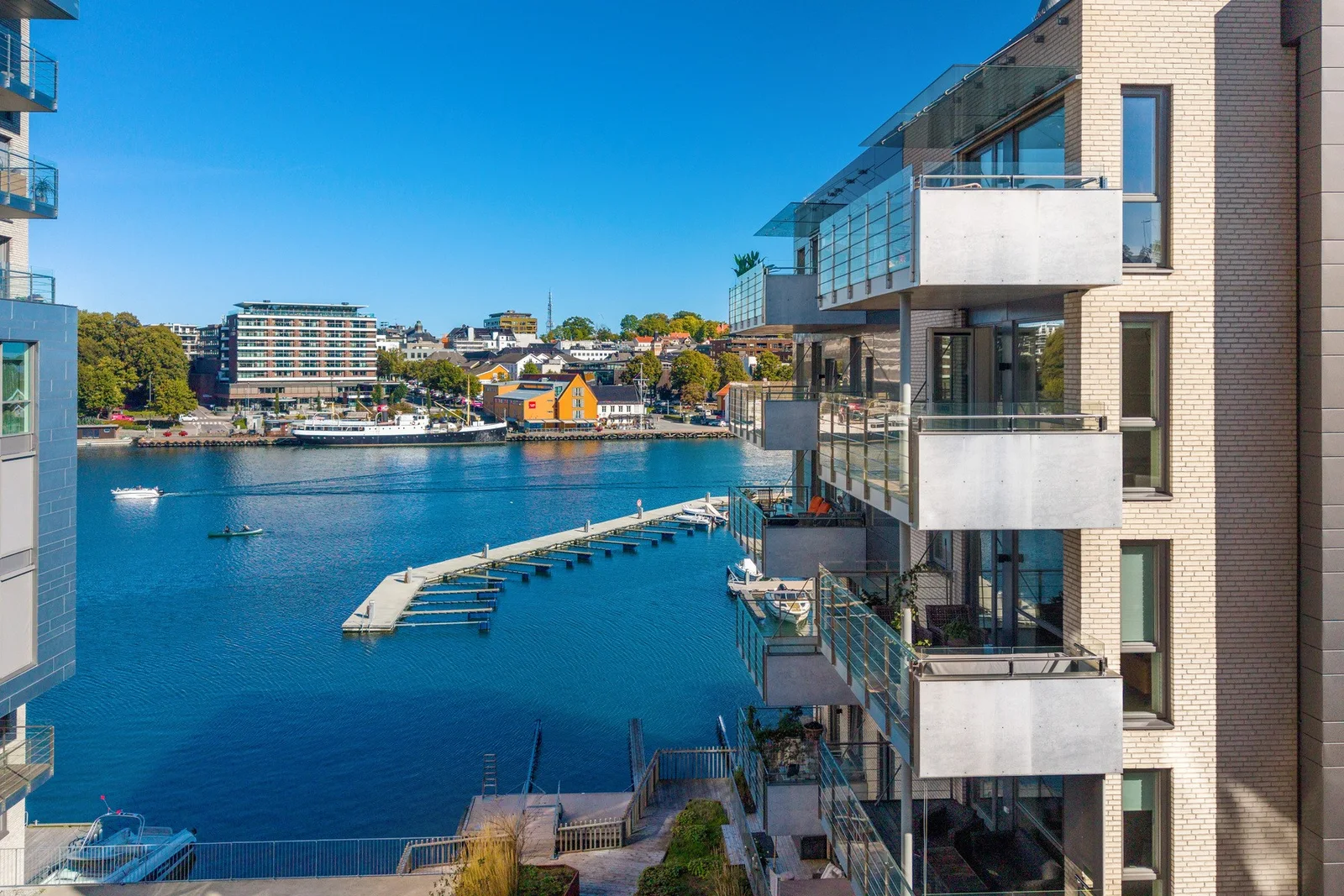 Photo 39