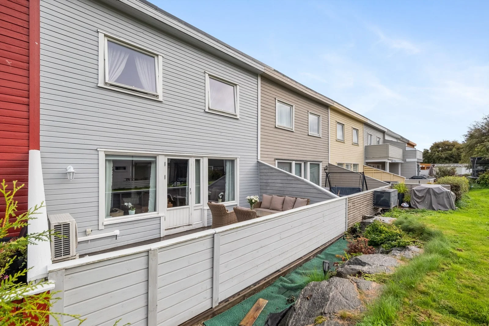 Photo 33