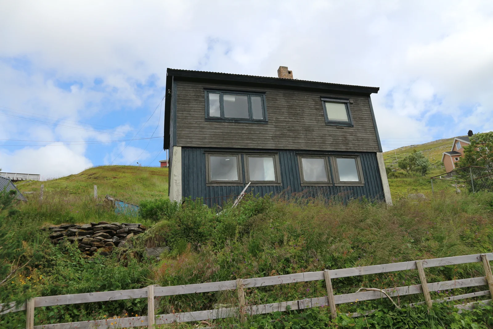 Photo 2