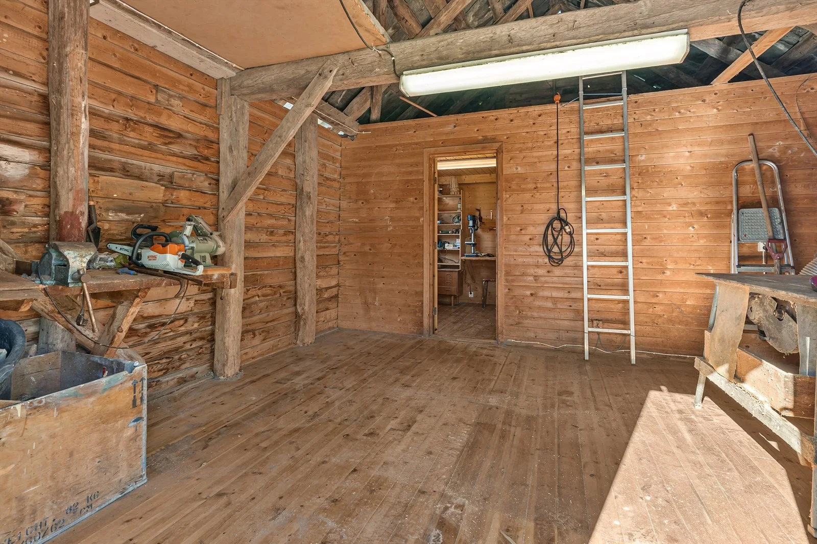 Photo 44
