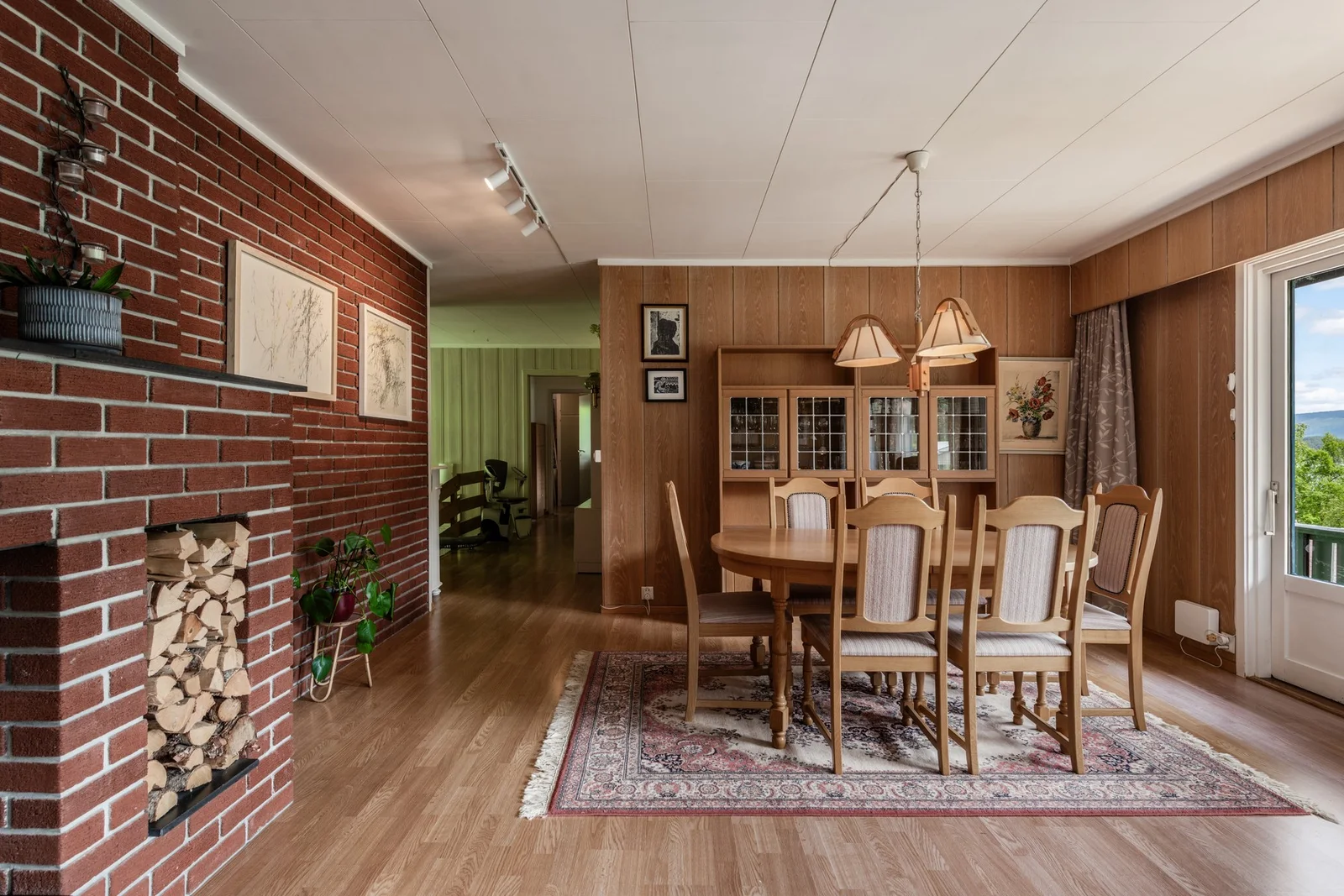 Photo 12