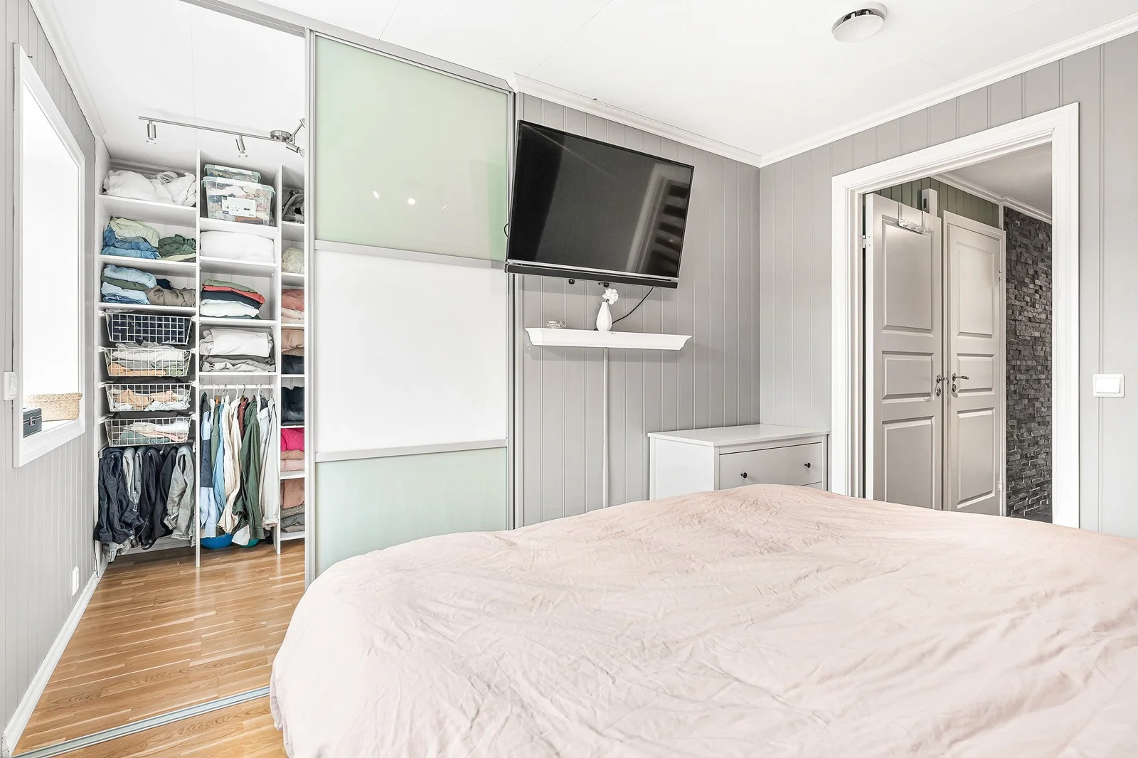 Photo 28