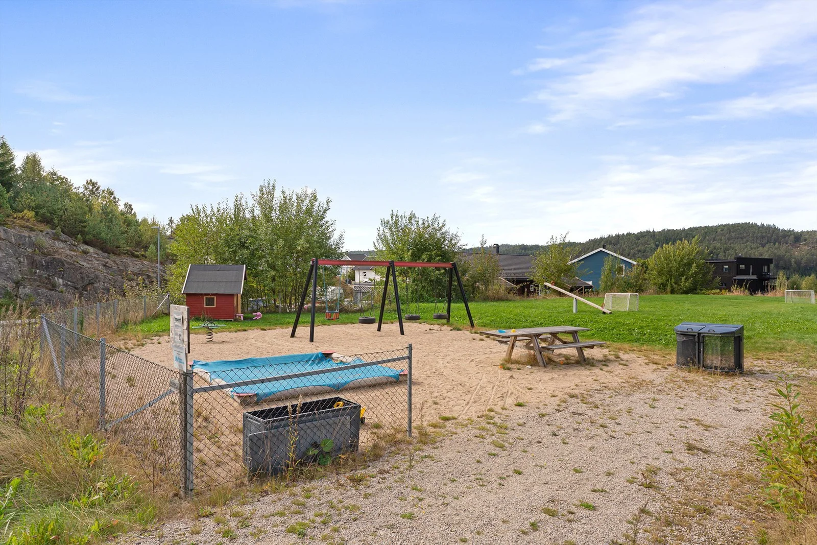 Photo 43