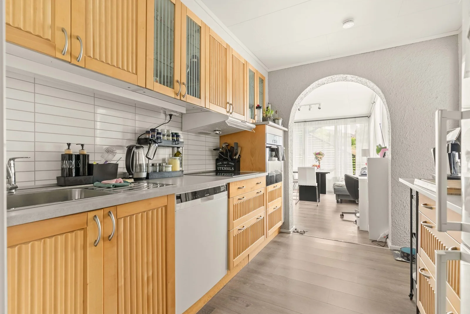 Photo 33