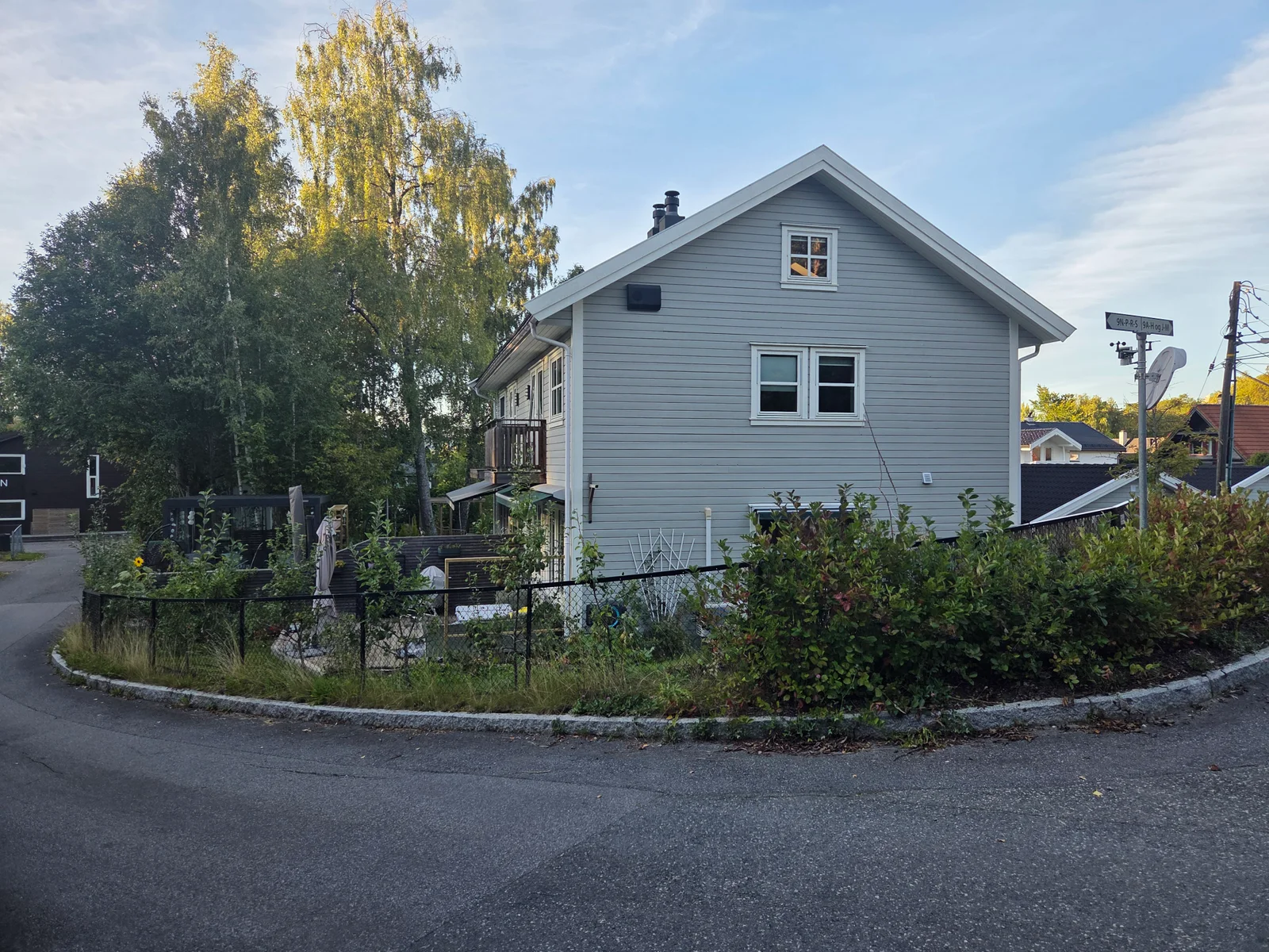 Photo 2