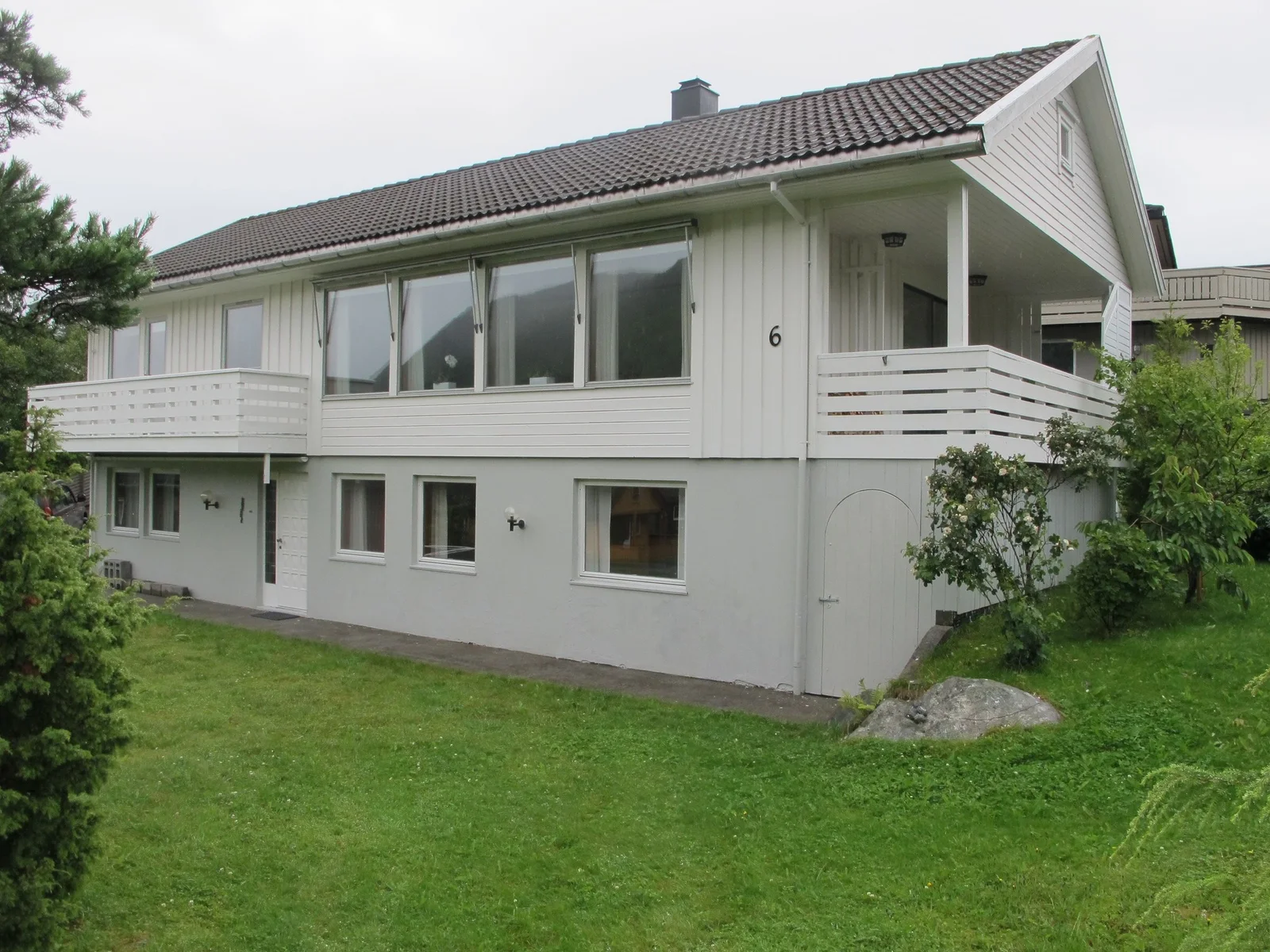 Listing photo