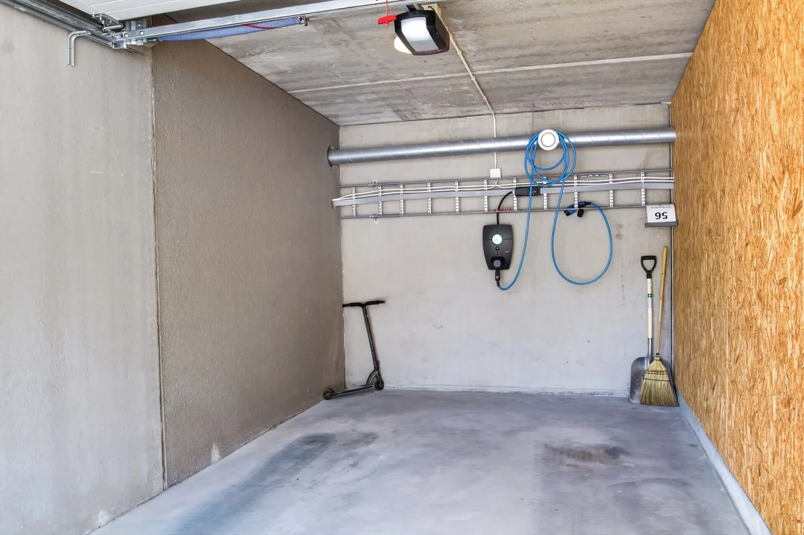 Photo 36