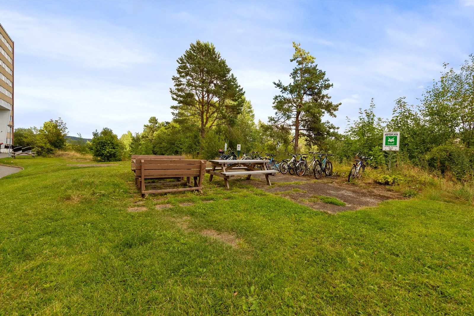 Photo 25
