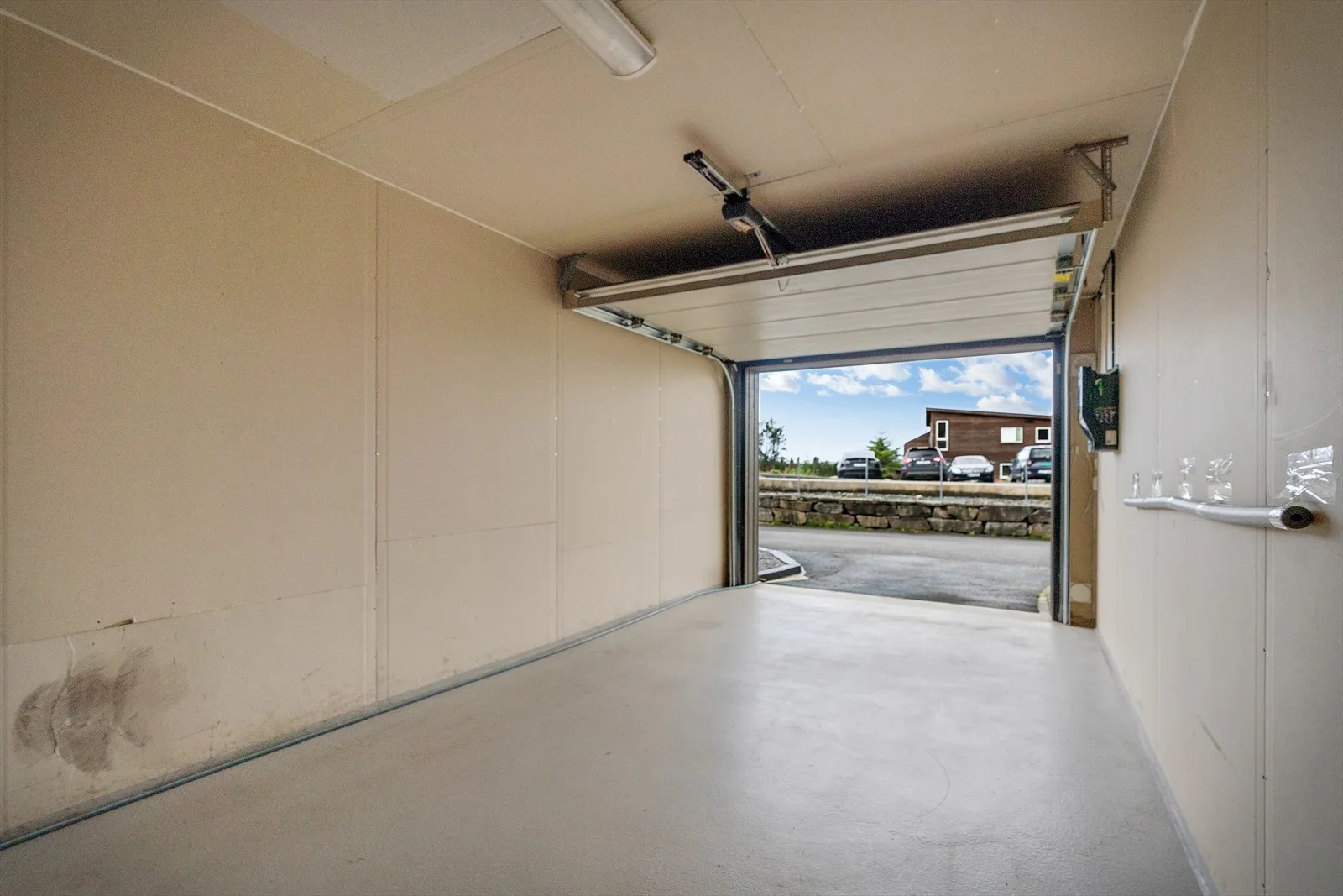 Photo 41