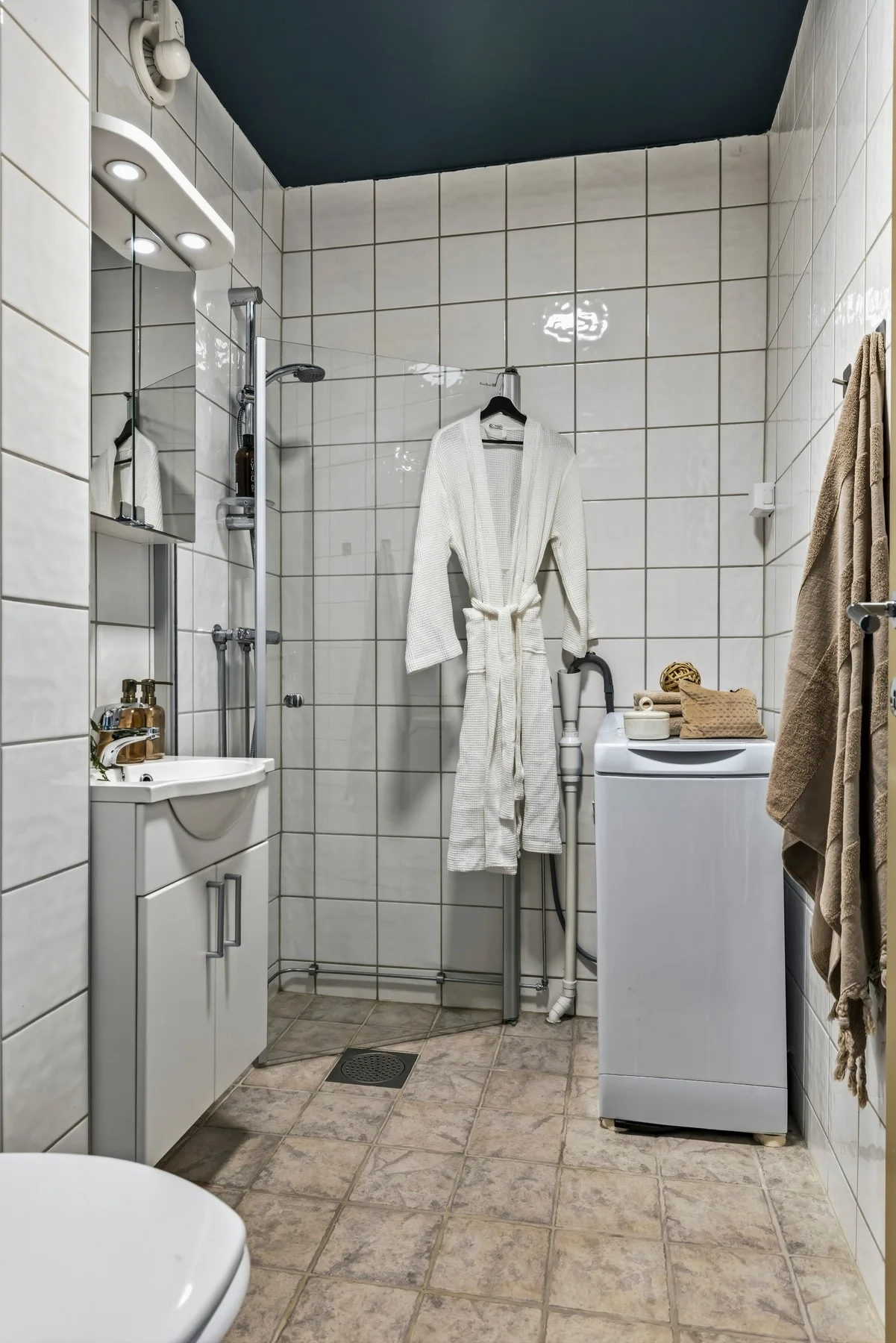 Photo 12