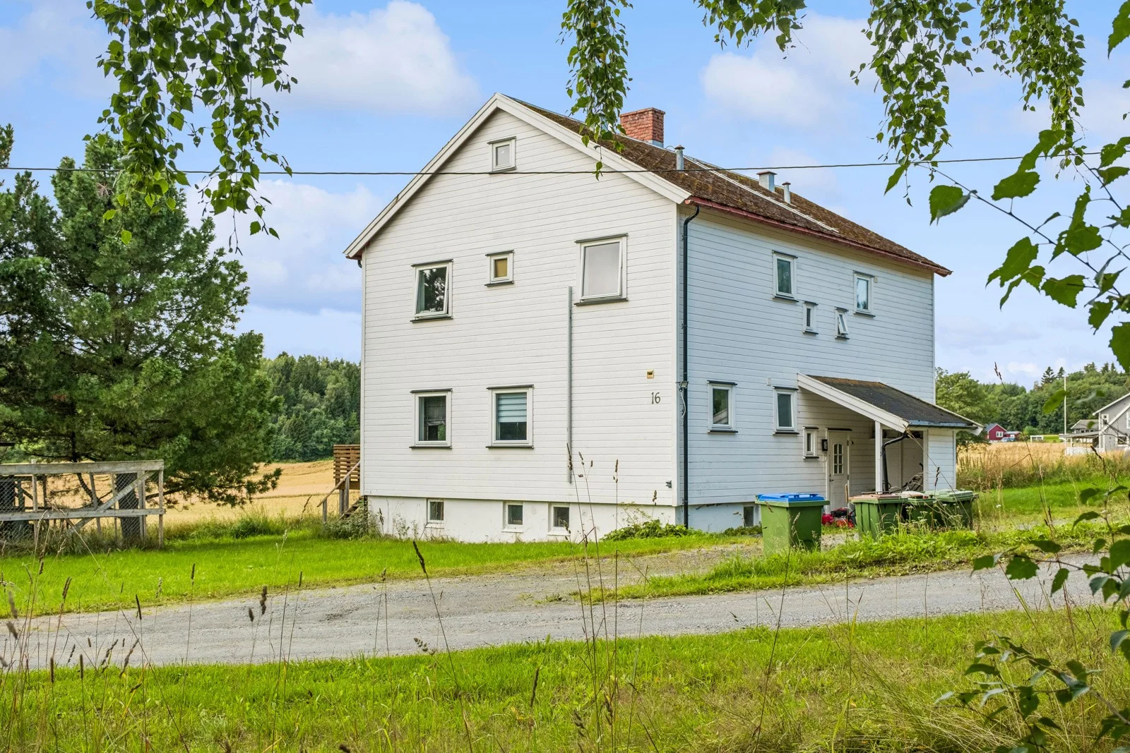 Listing photo